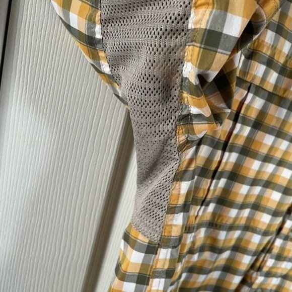 REI Men’s Yellow Plaid Outdoor Shirt Vented M - Picture 6 of 11